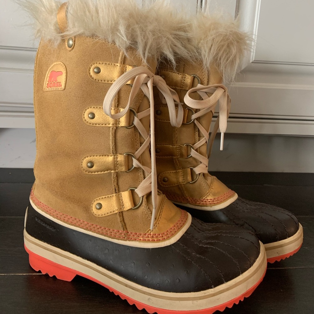 Size 5 Sorels